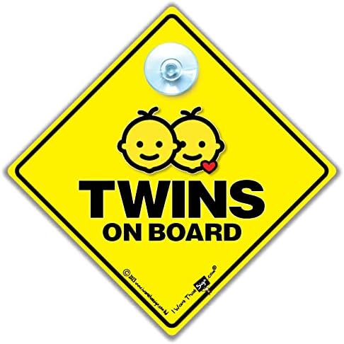 Близнаци со автомобилски знаци на црвено срце, бебе на одборот за близнаци, близнаци на знак за автомобил, знак за бебиња со